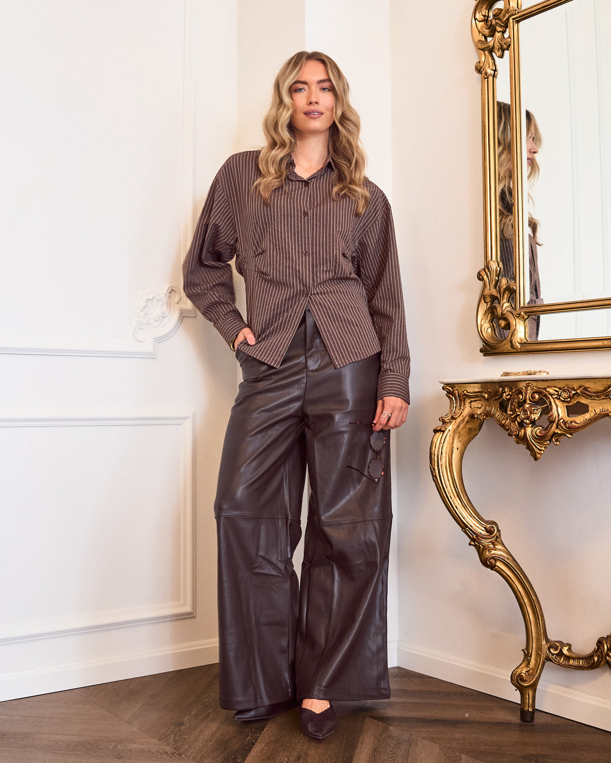 Fijn gestreepte taille blouse