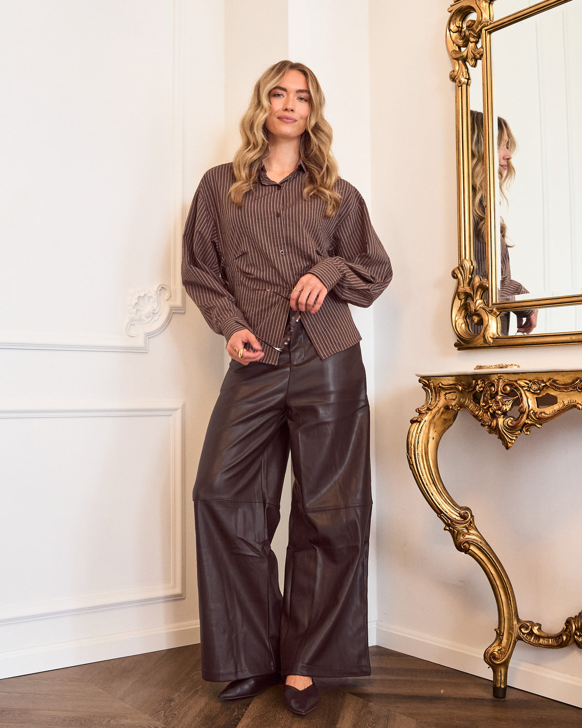 Fijn gestreepte taille blouse