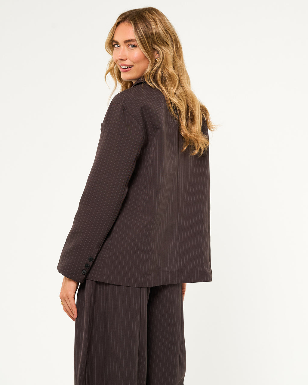 Oversized blazer krijtstreep donkerbruin