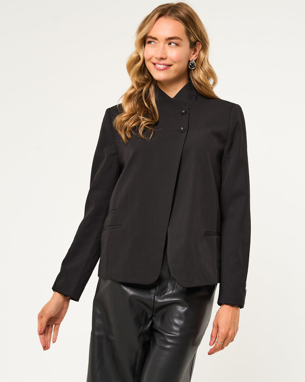 Blazer met asymmetrische sluiting zwart