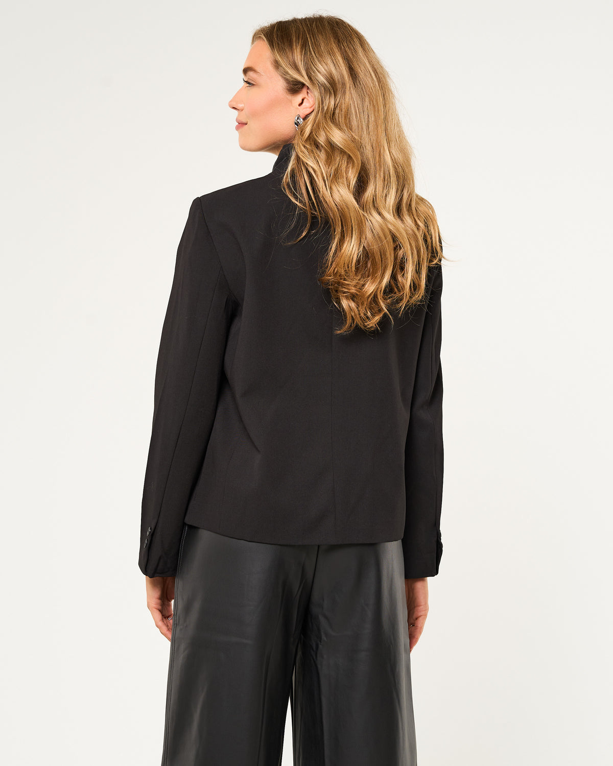 Blazer met asymmetrische sluiting zwart