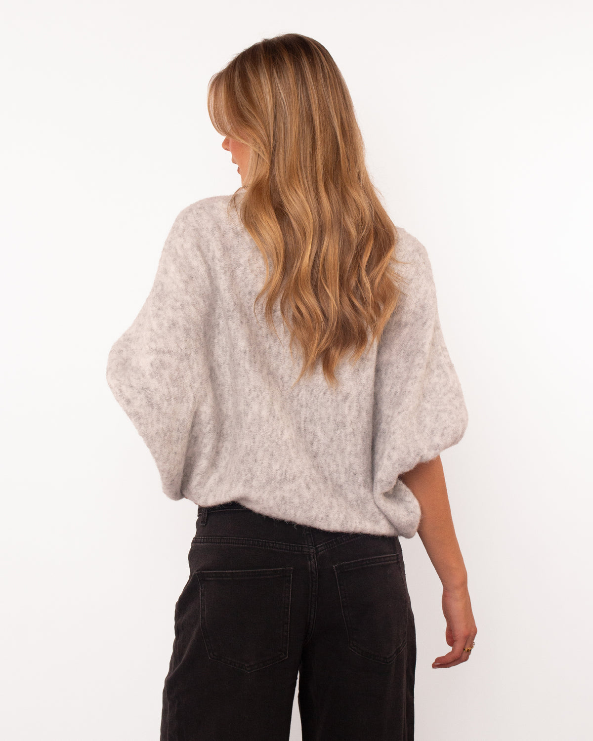 Knitted trui korte mouw grijs