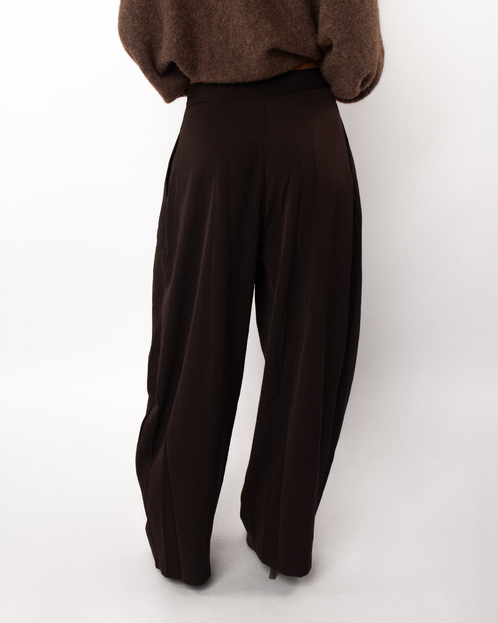 Pantalon wide leg met plooi donkerbruin