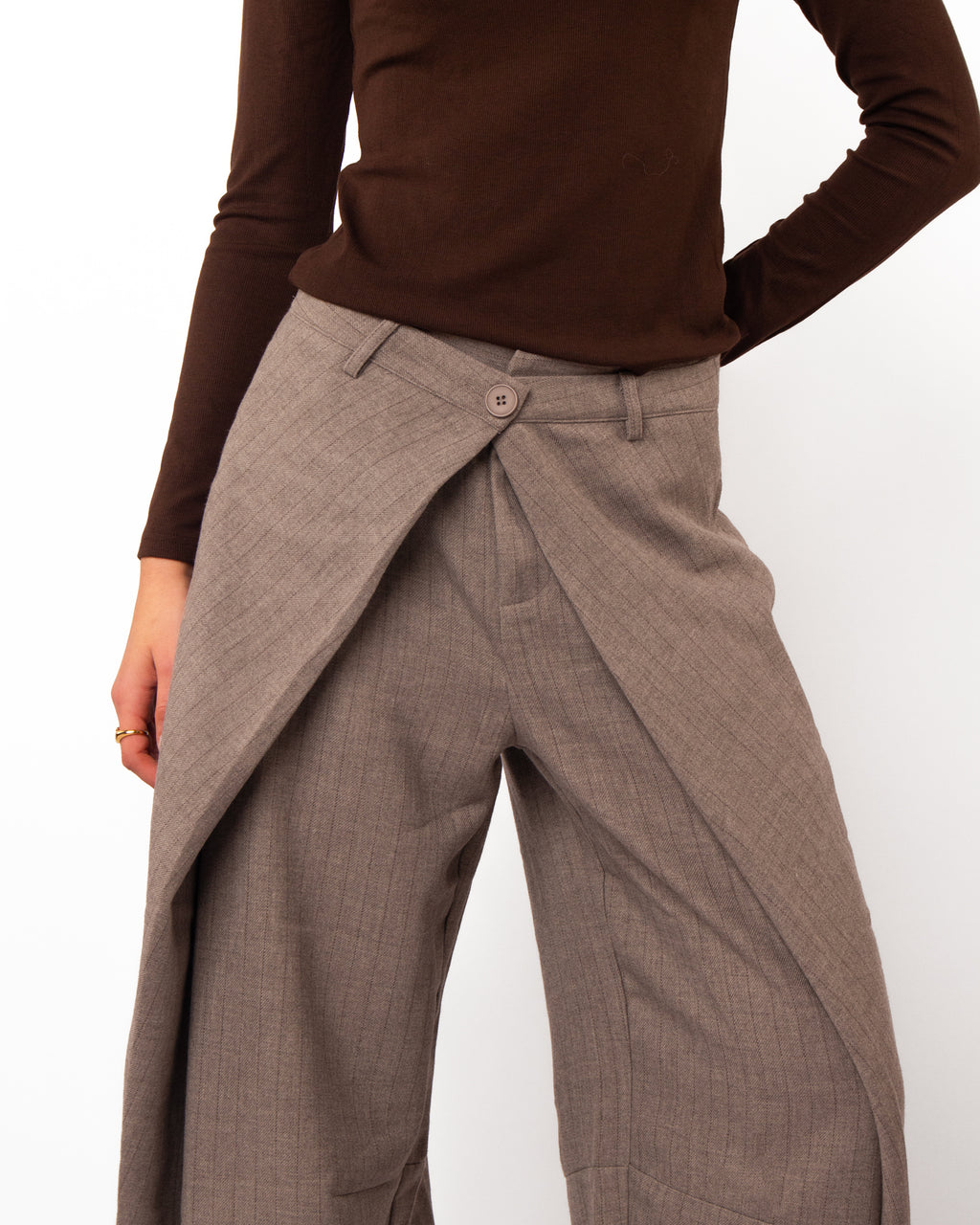 Pantalon krijtstreep double waist taupe