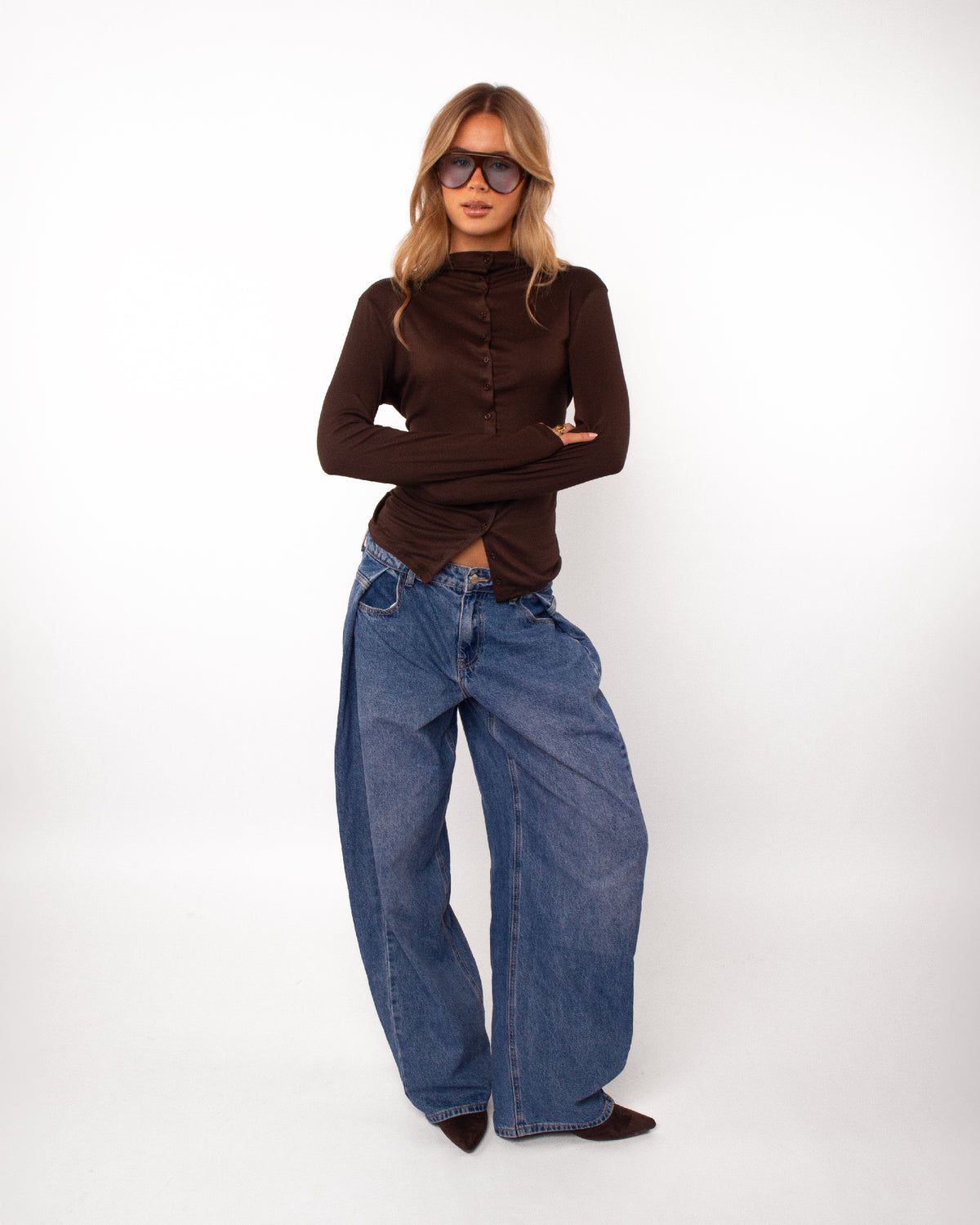 Long sleeve met knopen donkerbruin